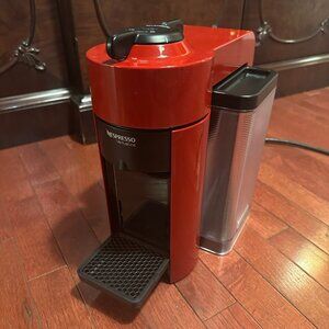 Nespresso Vertuoline Evoluo Coffee Maker EUC Made in Switzerland